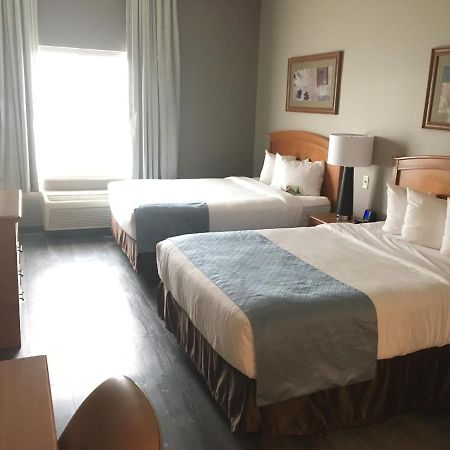 วินเกท บาย วินด์แฮม เบนตันวิลล์แอร์พอร์ต Hotel ภายนอก รูปภาพ