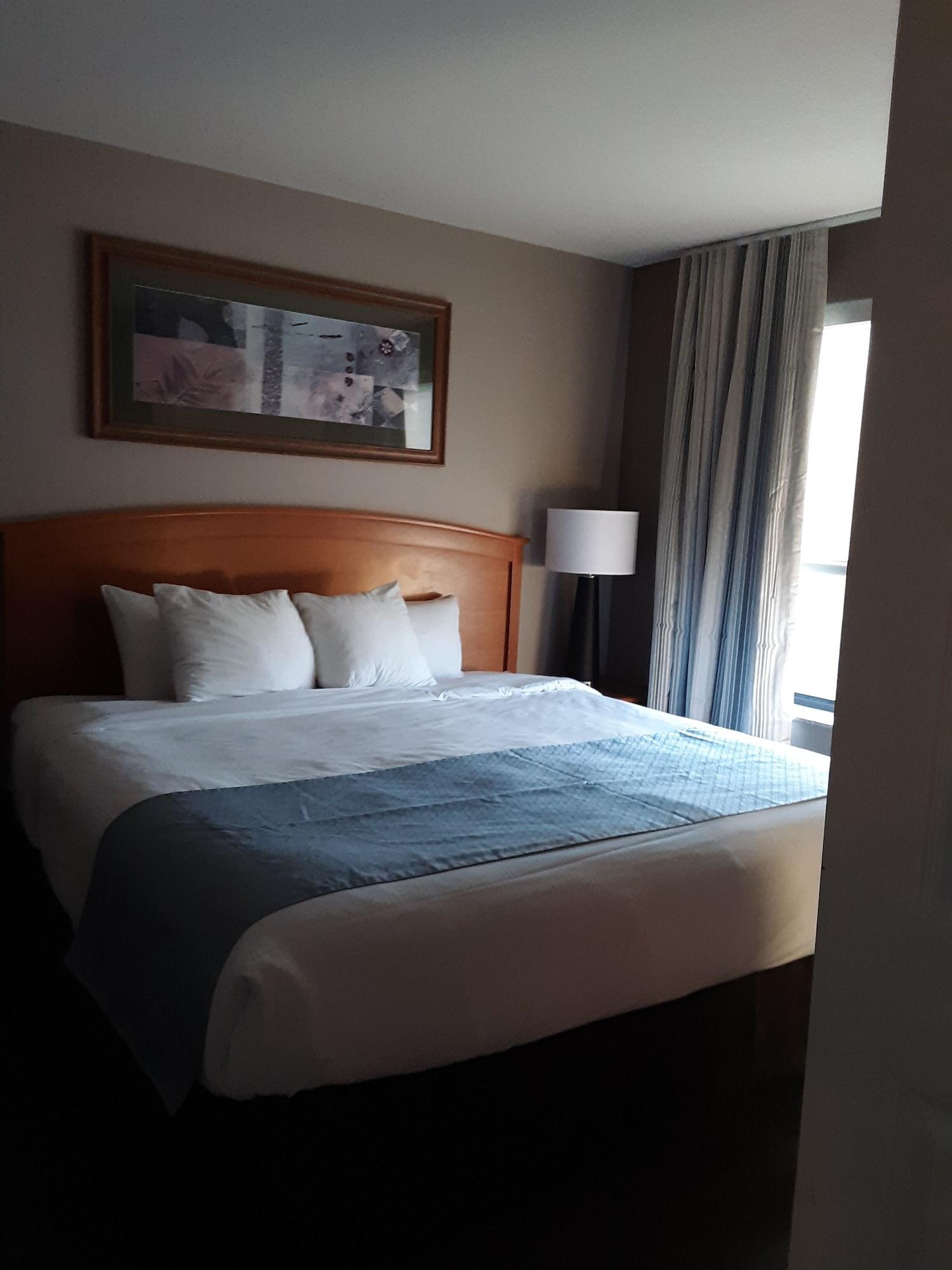 วินเกท บาย วินด์แฮม เบนตันวิลล์แอร์พอร์ต Hotel ภายนอก รูปภาพ