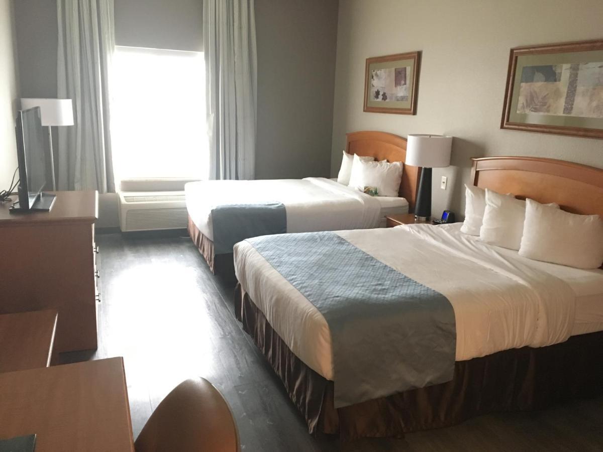 วินเกท บาย วินด์แฮม เบนตันวิลล์แอร์พอร์ต Hotel ภายนอก รูปภาพ